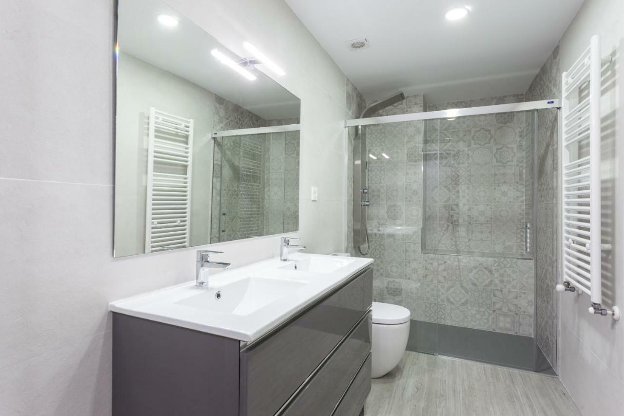 Apartamentos Reina Isabel غرناطة المظهر الخارجي الصورة